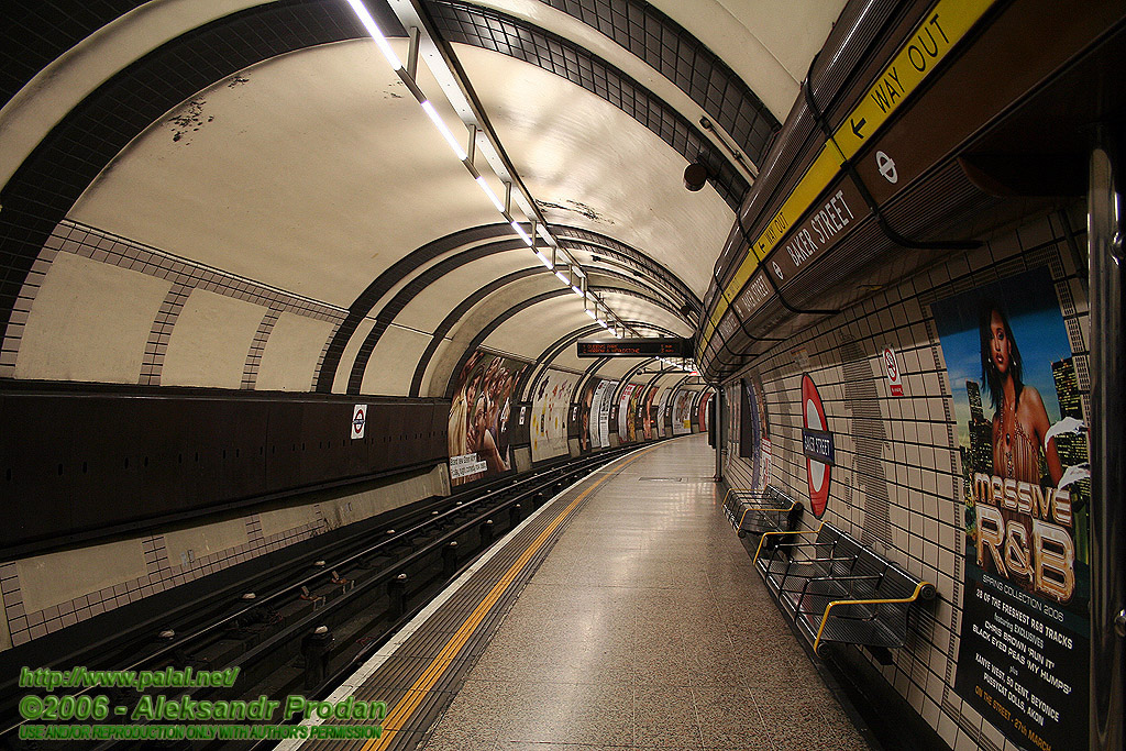 Londres — Underground — Lines and Stations