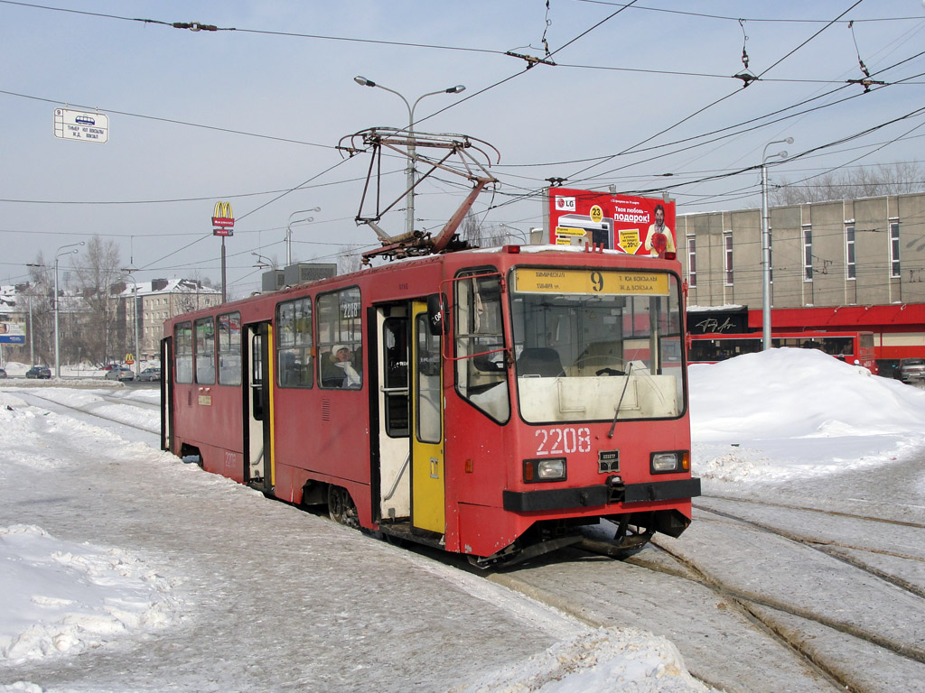 Казань, 71-402 № 2208 Казань, 71-402 № 2208
