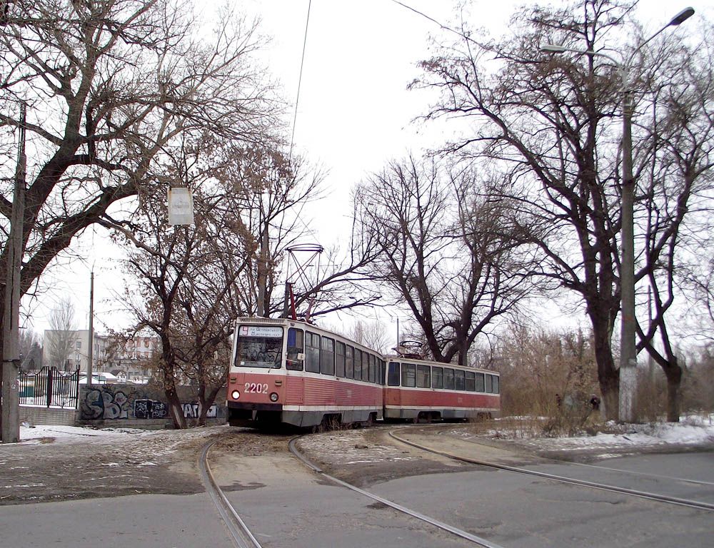 Дніпро, 71-605А № 2202; Дніпро — Прогулянка на КТМ-5 (26.02.2011)