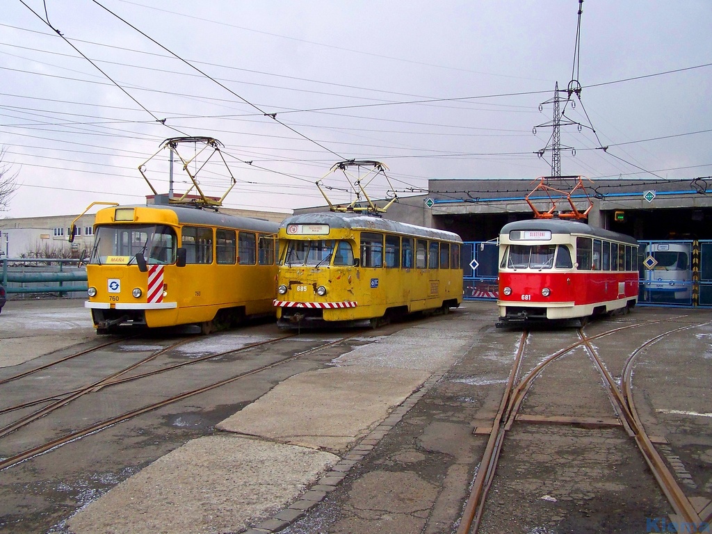 Острава, Tatra T3 № 760; Острава, Tatra T2 № 685; Острава, Tatra T2 № 681