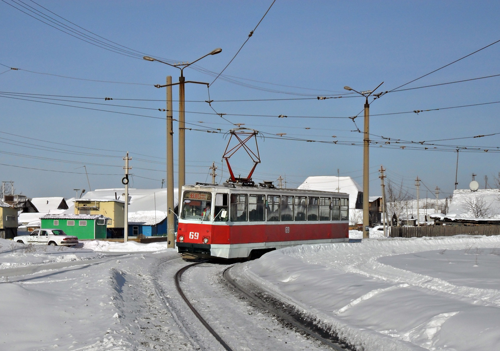Nizhniy Tagil, 71-605 (KTM-5M3) č. 69