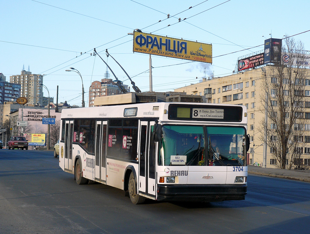 Kiova, MAZ-103T # 3704