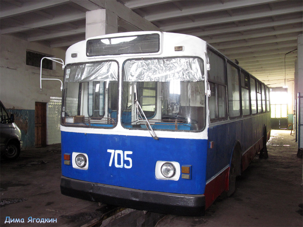 Доброполье, ЗиУ-682В-012 [В0А] № 705