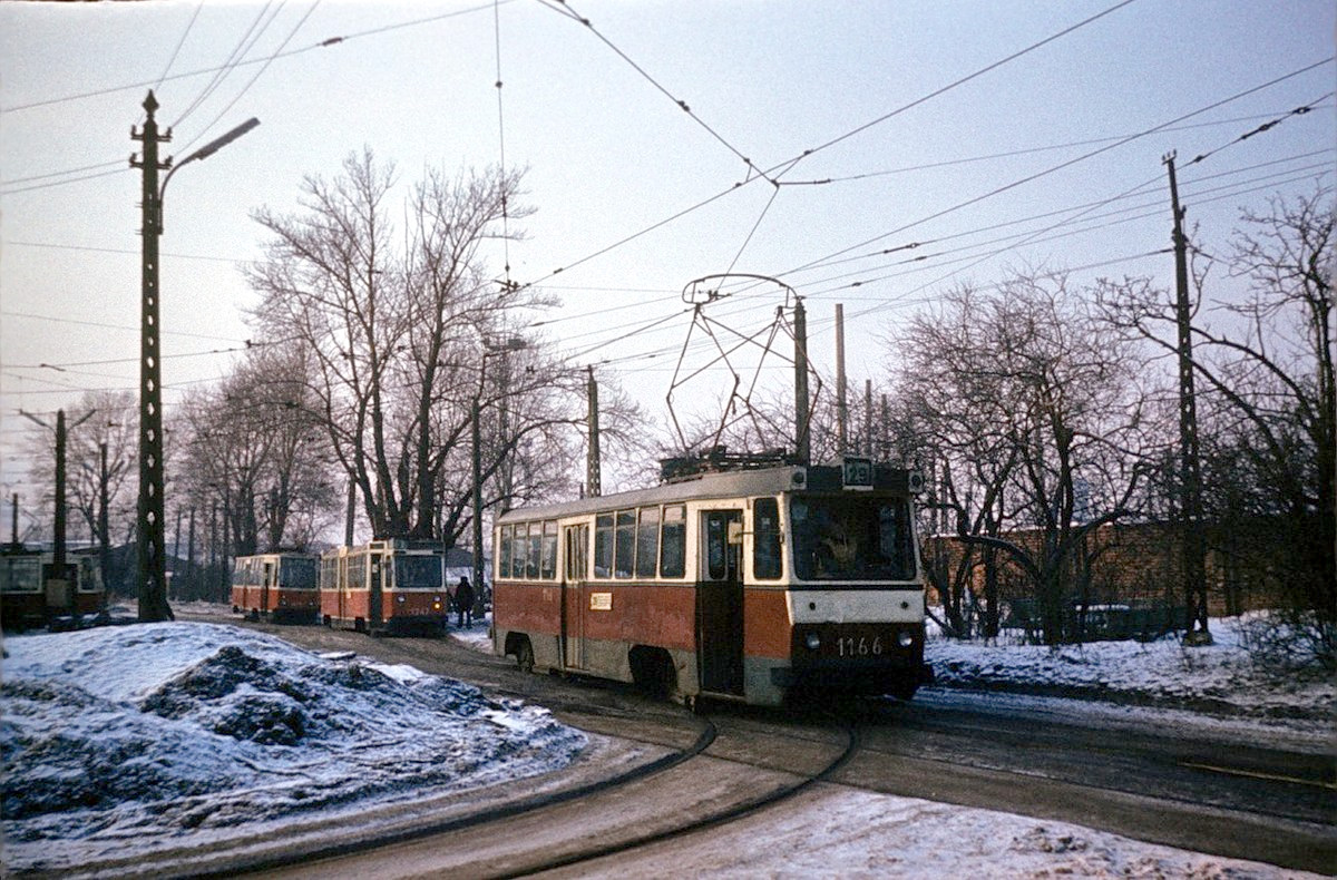 Saint-Pétersbourg, LM-67 N°. 1166; Saint-Pétersbourg — Historic tramway photos
