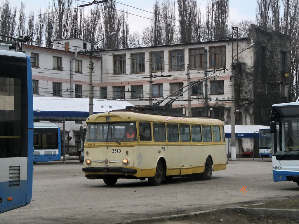 Krím-trolibusz, Škoda 9Tr21 — 3570
