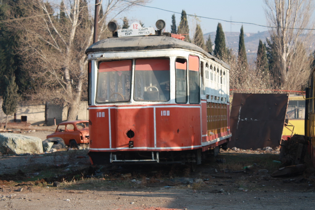 Tbilisi, KTM-2 č. 100
