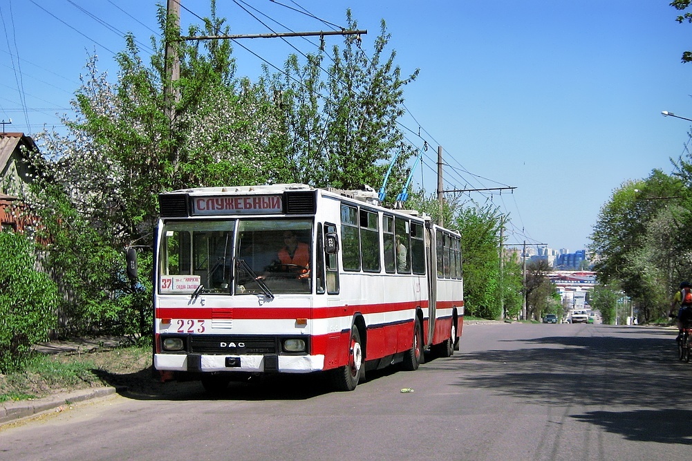 Харьков — Транспортовка 03.05.2010 — поездка на троллейбусе DAC-217E к 71-летию Харьковского троллейбуса