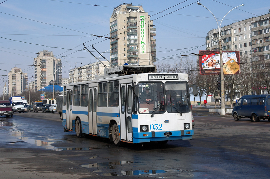 Сумы, ЮМЗ Т2 № 032