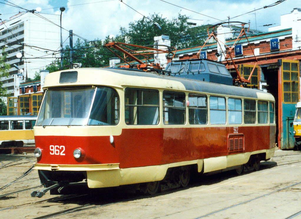 Moscow, Tatra T3SU (2-door) № 962