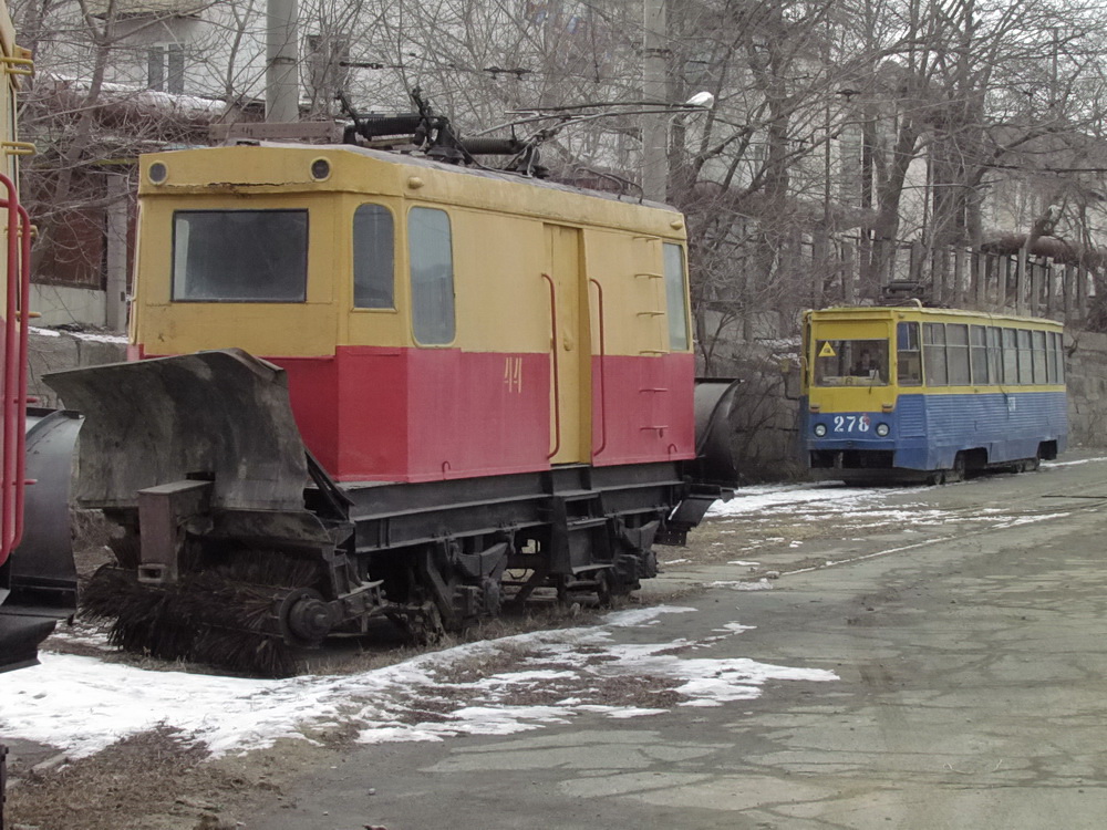 Владивосток, ГС-4 (КРТТЗ) № 44; Владивосток — Подразделение службы пути