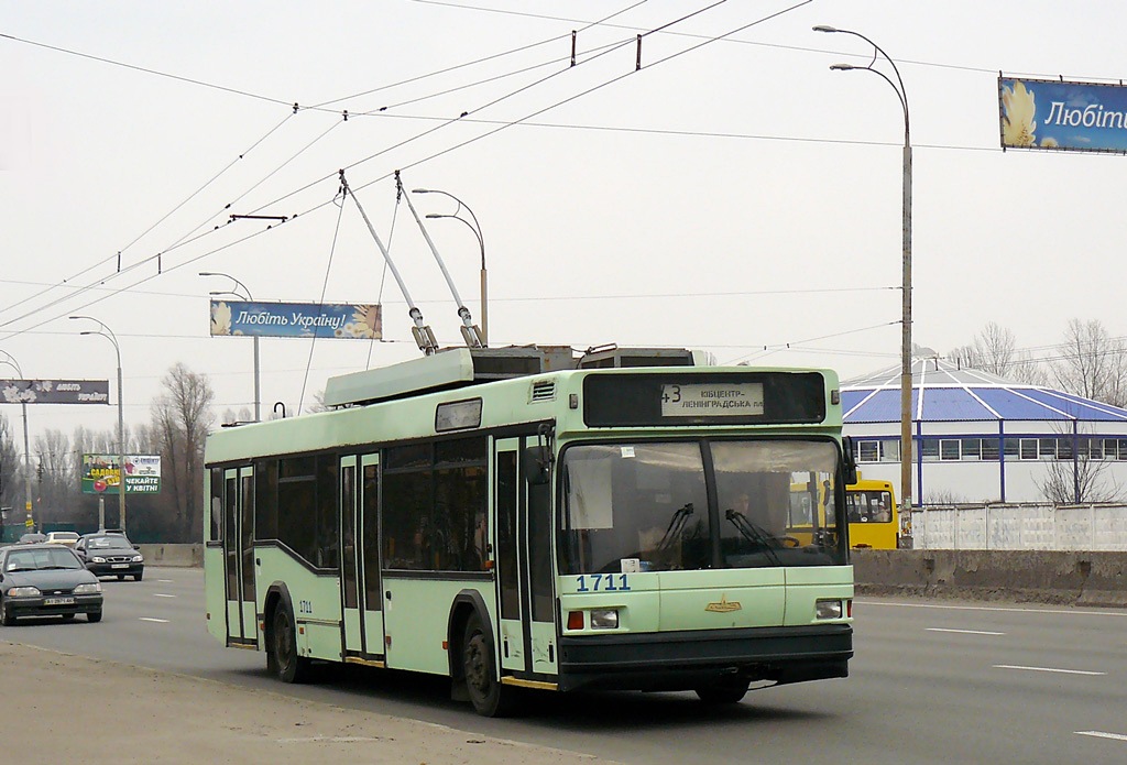 Киев, MAZ-103T № 1711 Киев, MAZ-103T № 1711