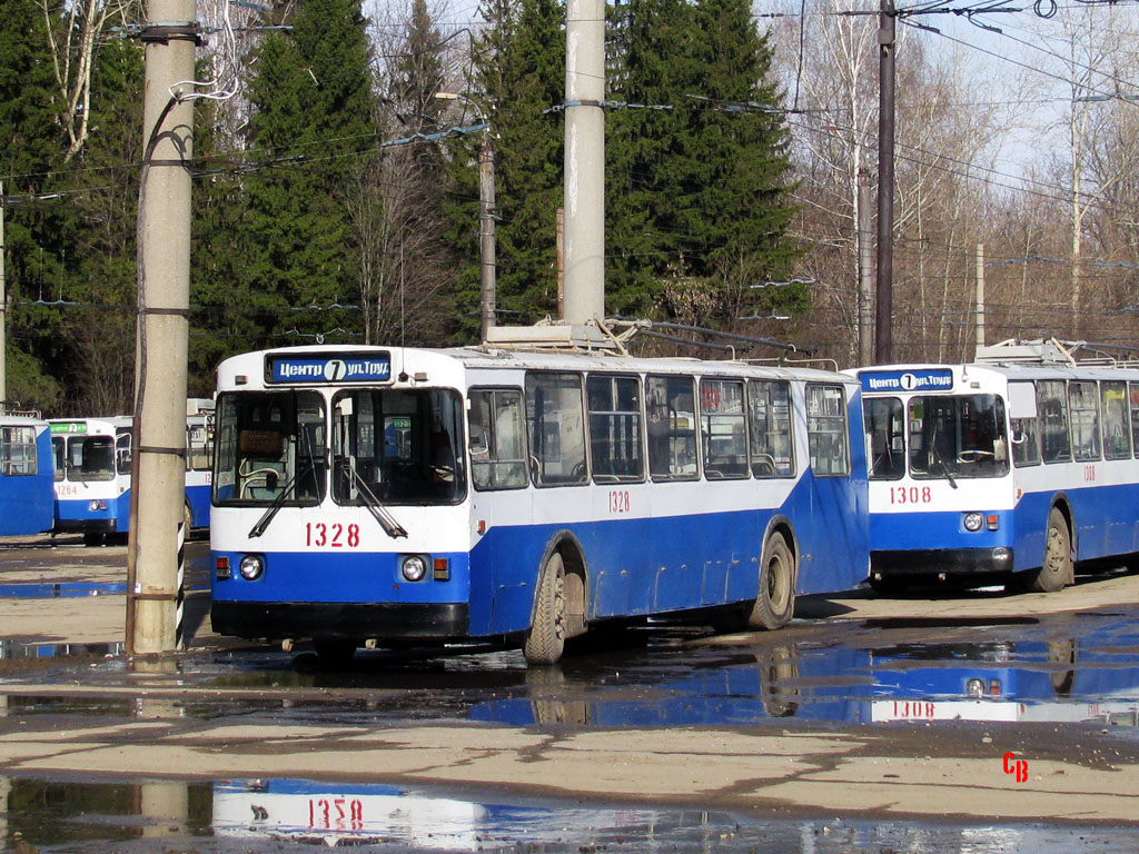 Ижевск, ЗиУ-682Г-012 [Г0А] № 1328