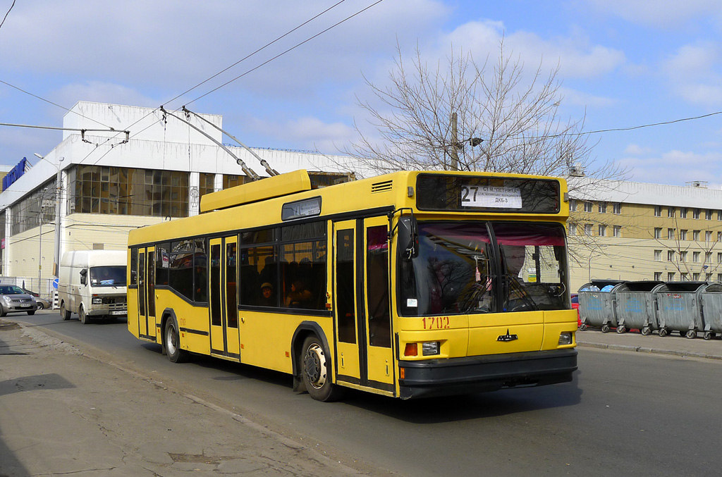 Киев, МАЗ-103Т № 1702