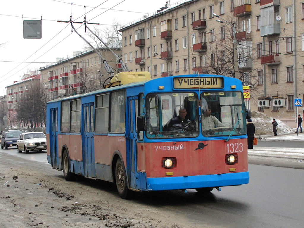 Казань, ЗиУ-682В № 1323