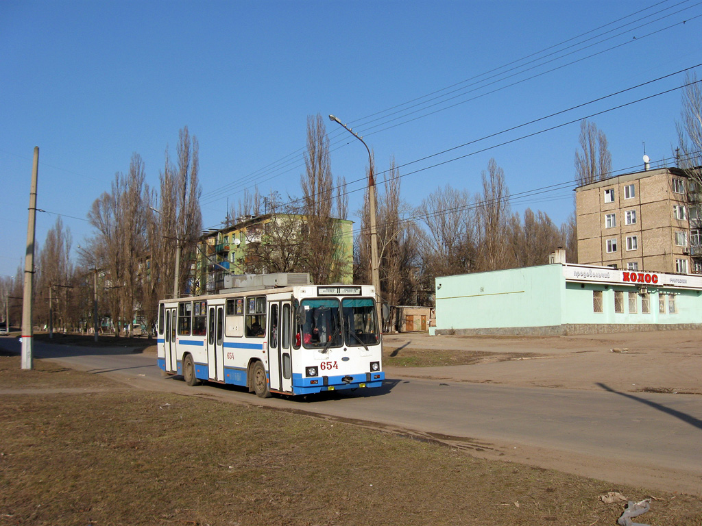 Кривой Рог, ЮМЗ Т2 мод. 7 № 654