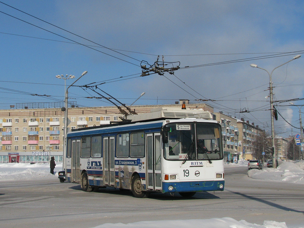 Каменск-Уральский, ЛиАЗ-5280 (ВЗТМ) № 19 Каменск-Уральский, ЛиАЗ-5280 (ВЗТМ) № 19