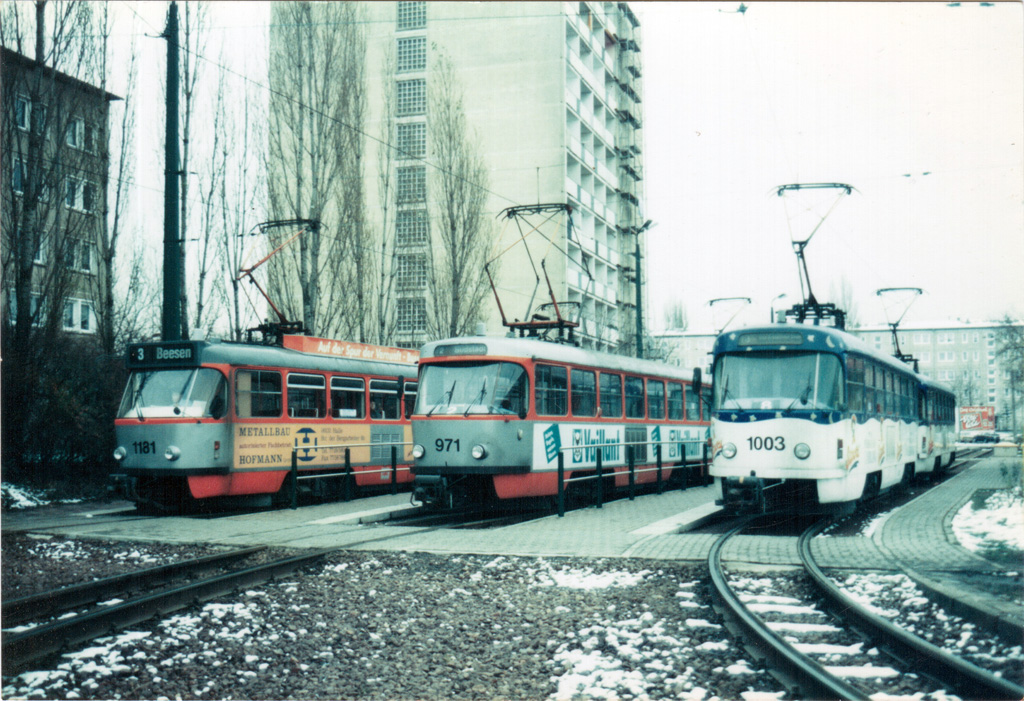 Галле, Tatra T4D № 1003; Галле, Tatra T4D № 971; Галле, Tatra T4DC № 1181