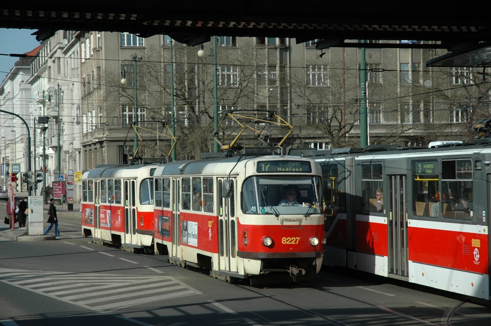 Прага, Tatra T3R.P № 8227
