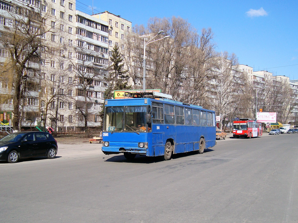 Днепр, ЮМЗ Т1Р (Т2П) № 2041