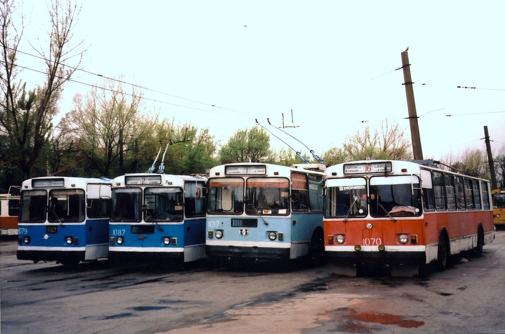Ałmaty, ZiU-682G [G00] Nr 1079; Ałmaty, ZiU-682G00-EM Nr 1087; Ałmaty, ZiU-682G00-EM Nr 1137; Ałmaty, ZiU-682V-013 [V0V] Nr 1070