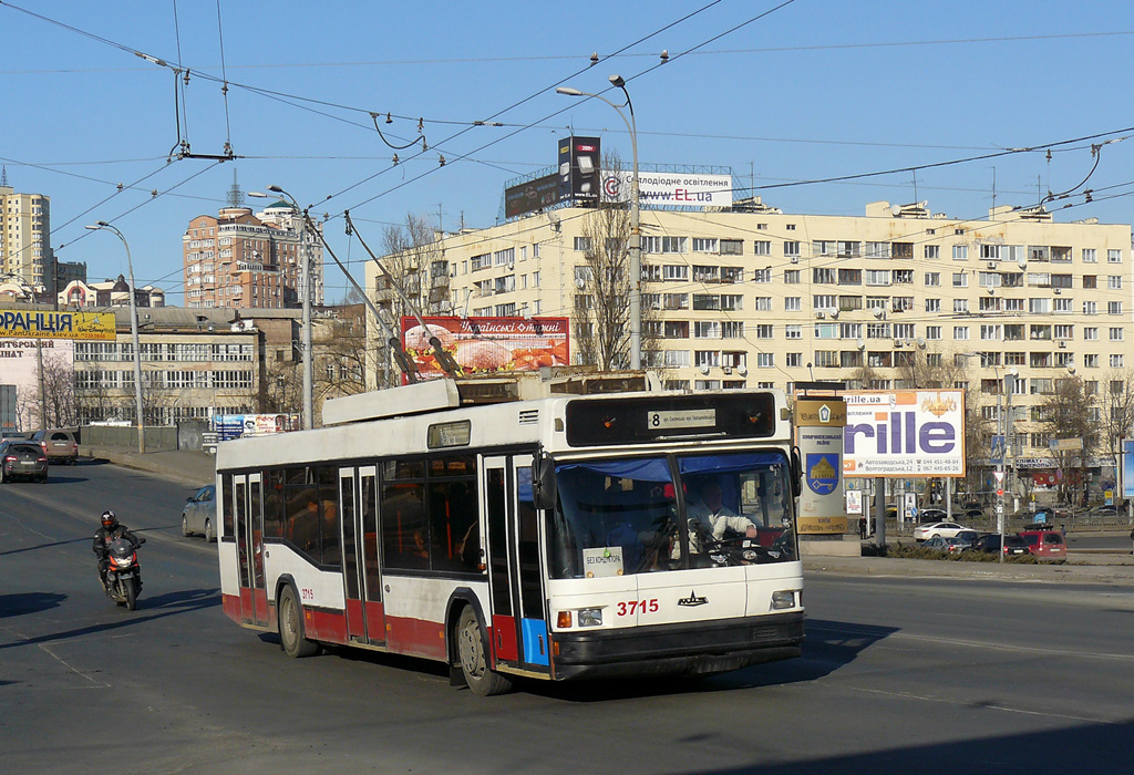 Kyjev, MAZ-103T č. 3715