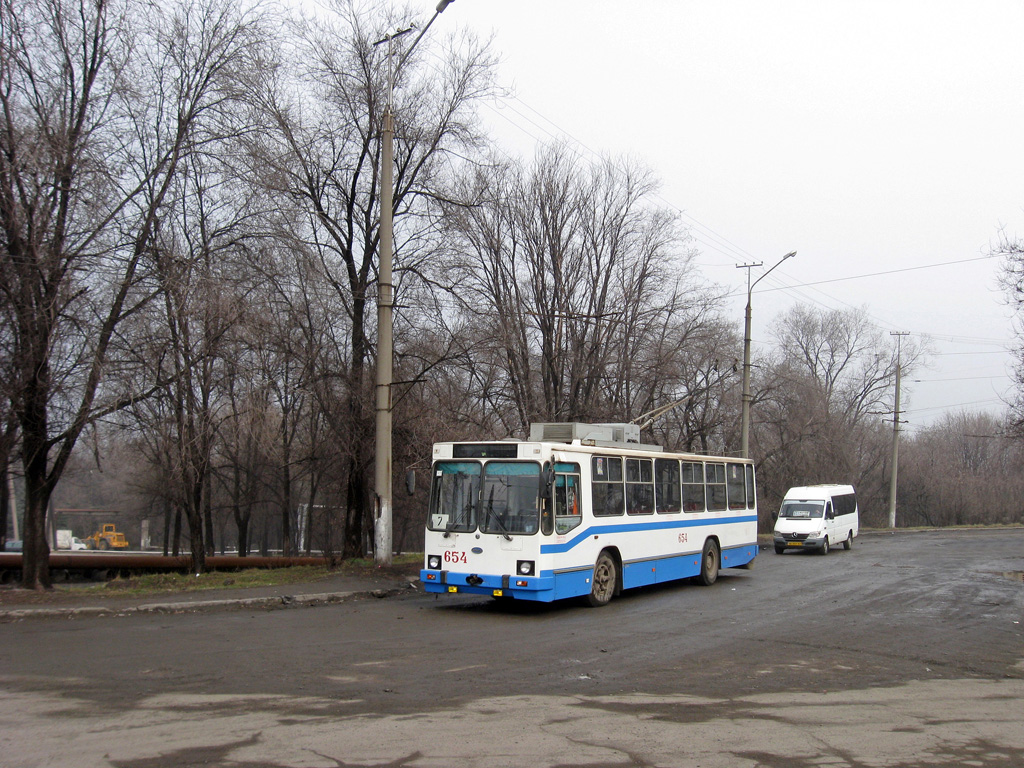 Кривой Рог, ЮМЗ Т2 мод. 7 № 654