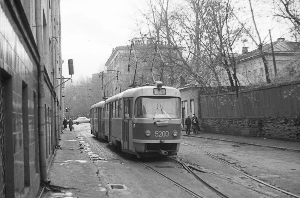 Москва, Tatra T3SU № 5200