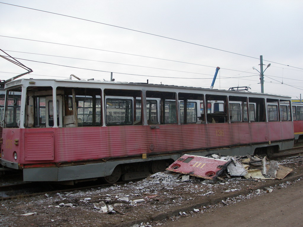 Ярославль, 71-605А № 136; Ярославль, 71-605 (КТМ-5М3) № 111