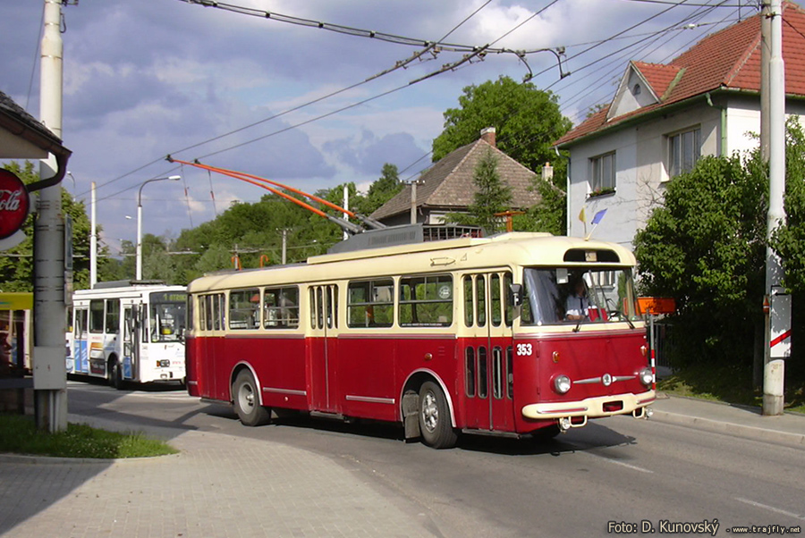 Pardubice, Škoda 9TrHT26 nr. 353