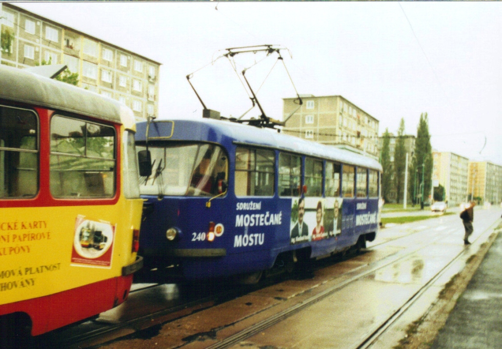 Мост ― Литвинов, Tatra T3M.3 № 240