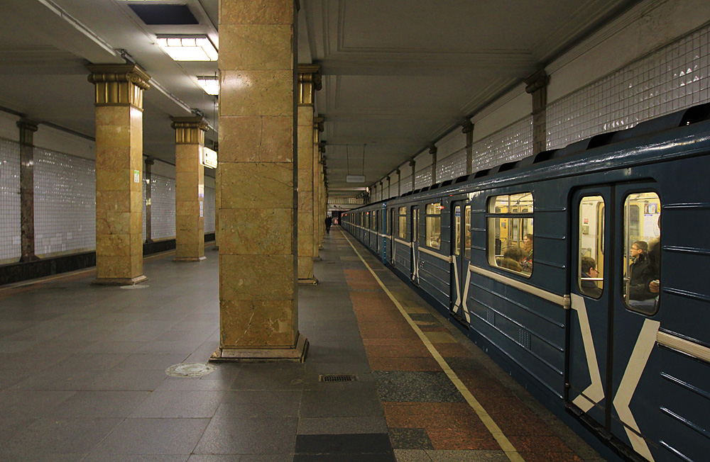 Москва — Метрополитен — [1] Сокольническая линия