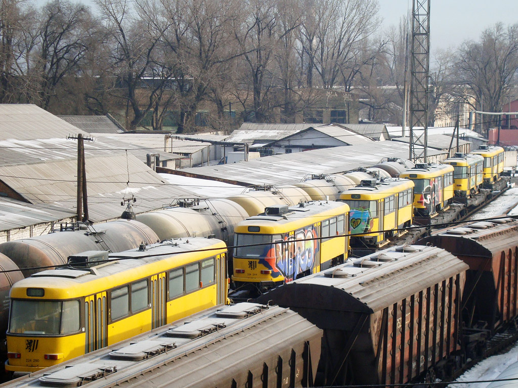 Dnipro — Arrival and unloading of used cars from Germany (2011)