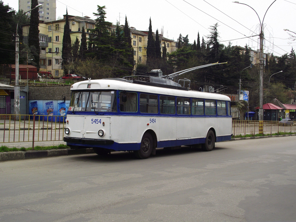 Крымский троллейбус, Škoda 9Tr18 № 5454