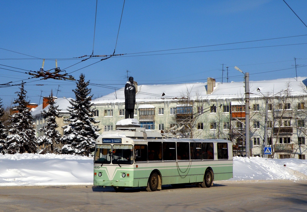 Dzerzhinsk, ZiU-682 GOH Ivanovo č. 035