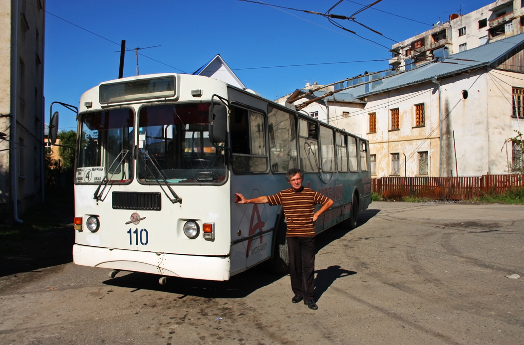 Сухум, ЗиУ-682Г-016  [Г0М] № 110; Работники электротранспорта