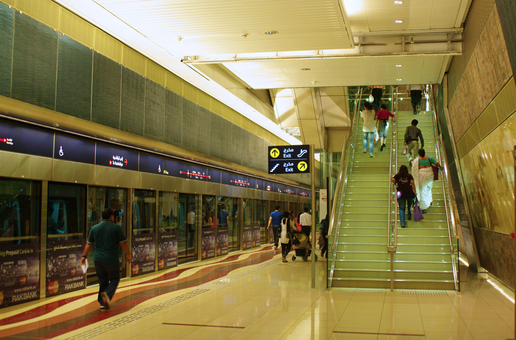 Dubai — Metro — Red Line; Dubai — Metro — Stations