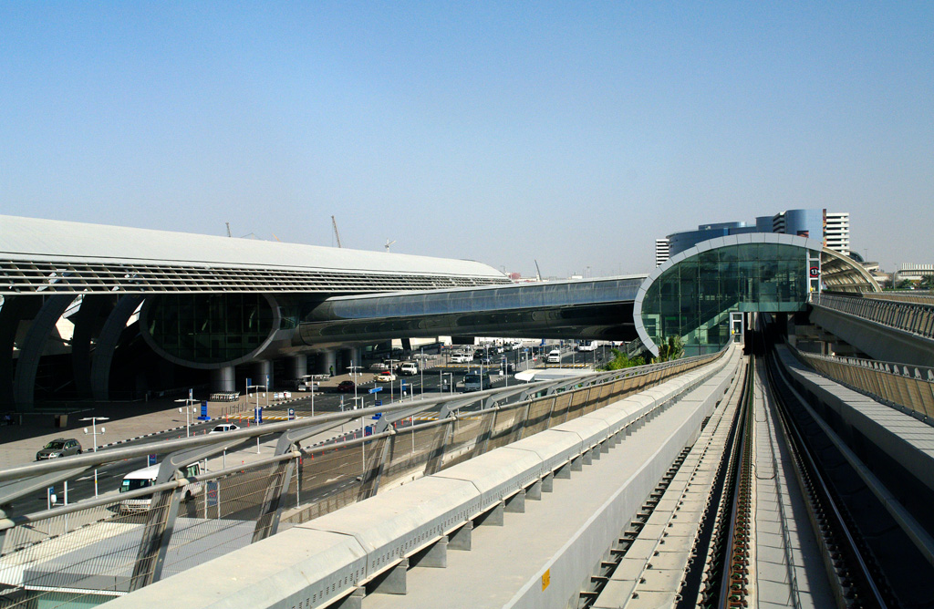 Dubai — Metro — Red Line; Dubai — Metro — Stations; Dubai — Metro — Tracks and infrastructure