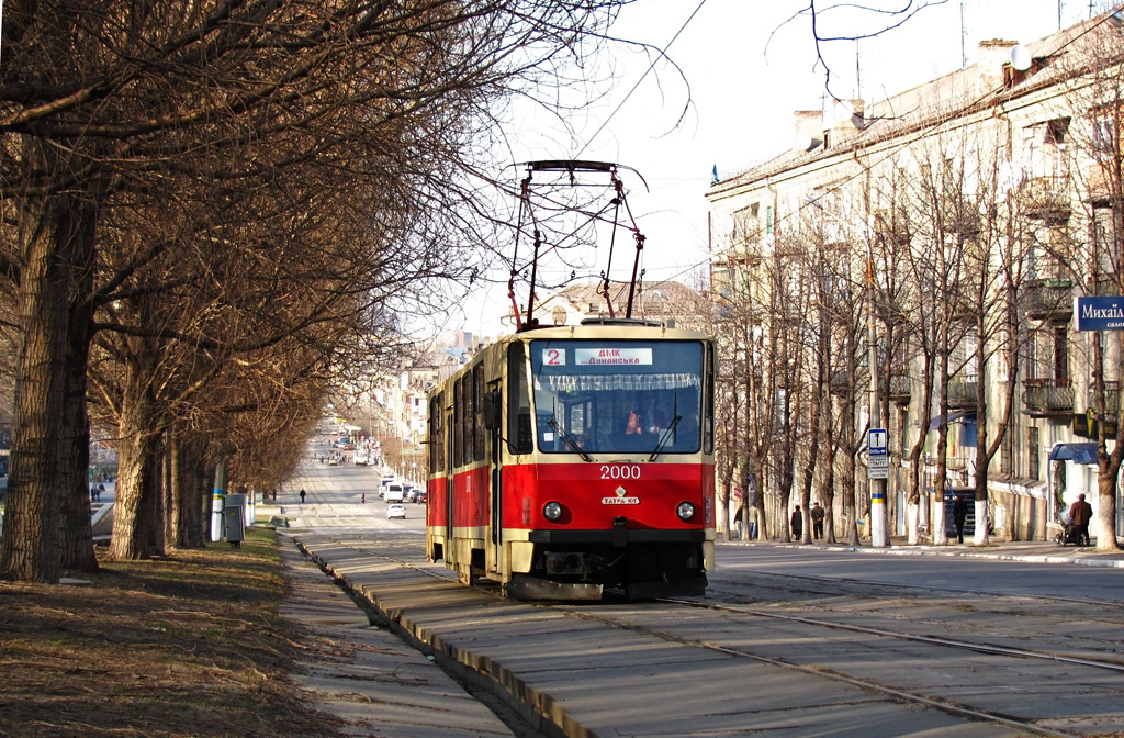 Каменское, Татра-Юг Т6Б5 № 2000