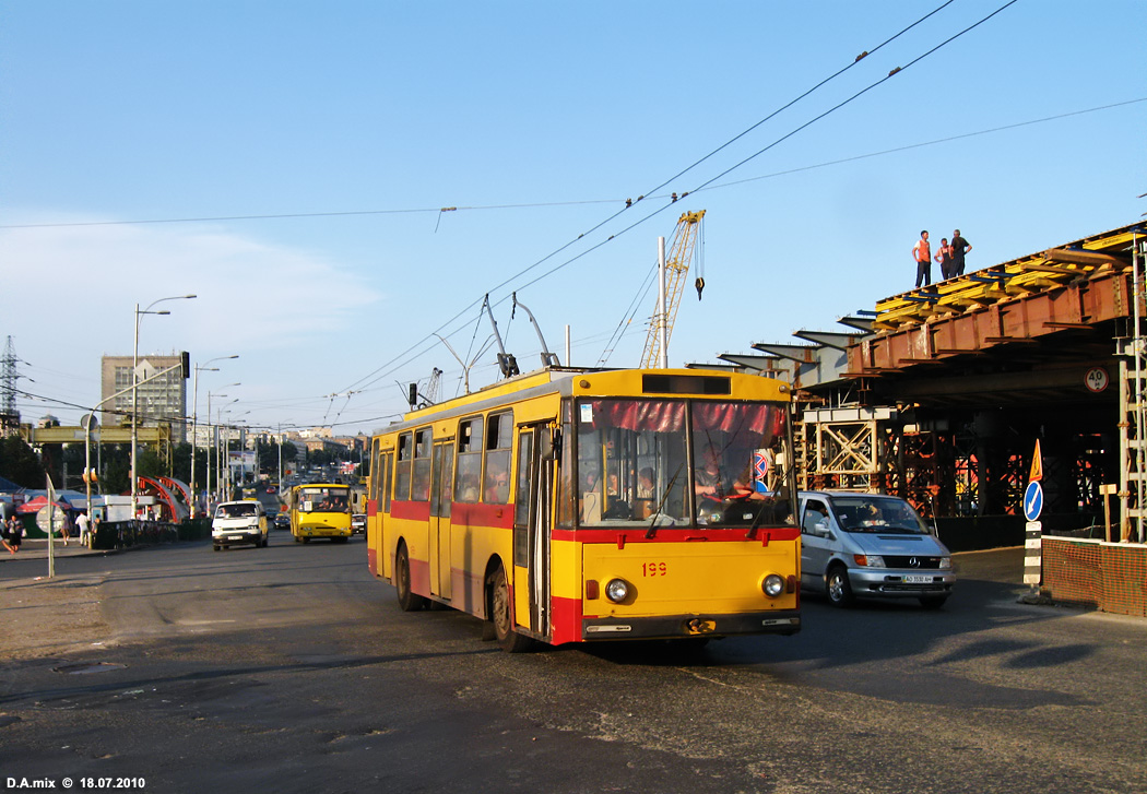 Киев, Škoda 14Tr02/6 № 199