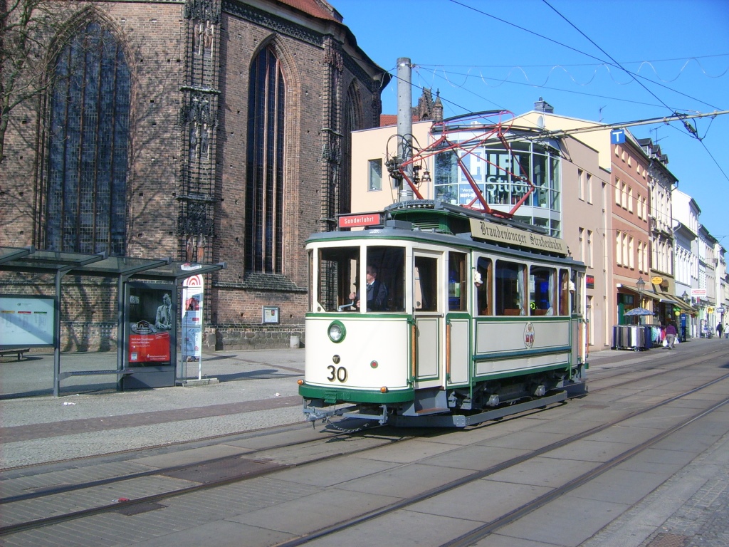Бранденбург-на-Хафеле, Двухосный моторный Lindner/Bergmann № 30; Бранденбург-на-Хафеле — Юбилей: 100 лет электрическому трамваю в Бранденбург-на-Хафеле