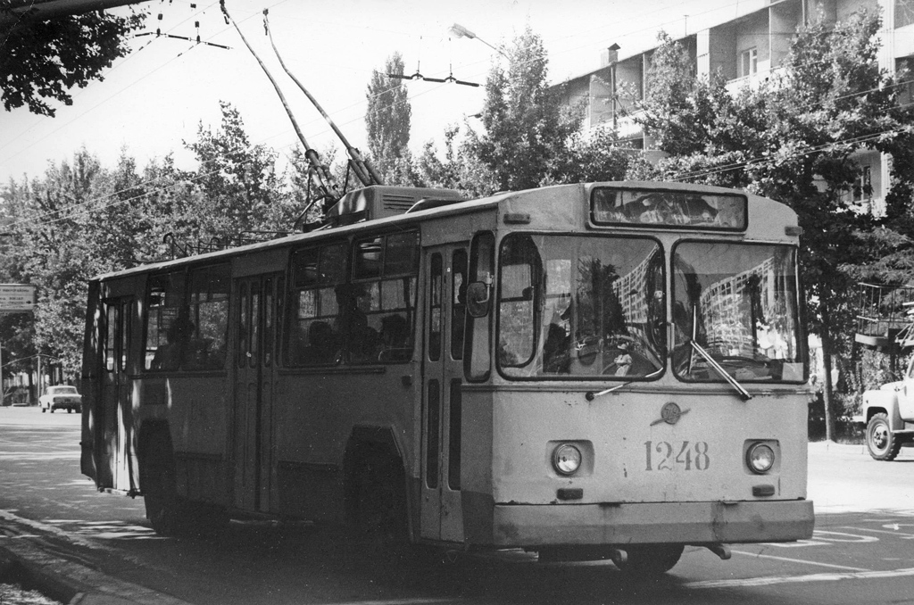 比什凯克, ZiU-682B # 1248; 比什凯克 — Old photos