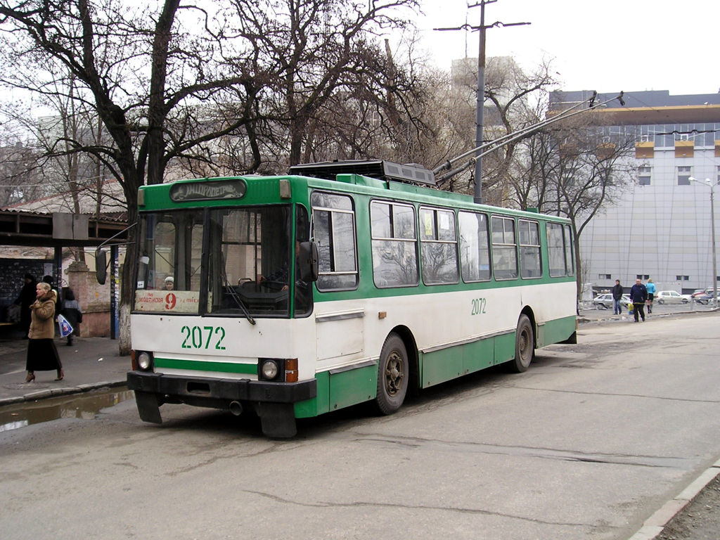 Днепр, ЮМЗ Т1Р (Т2П) № 2072