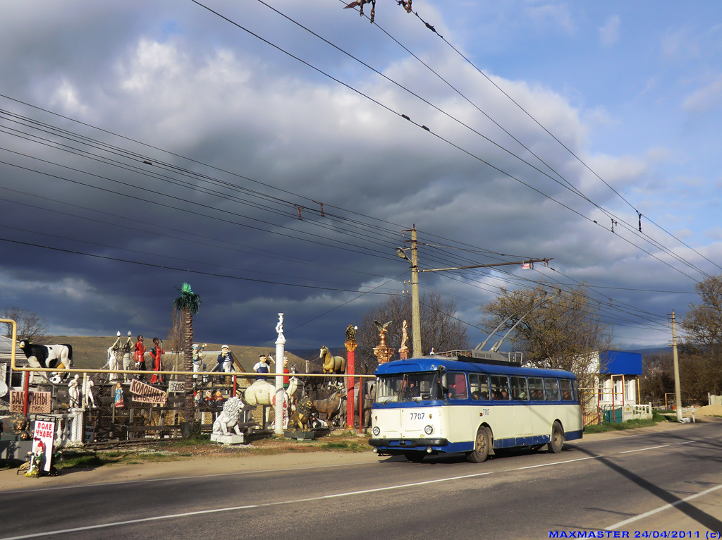 Крымский троллейбус, Škoda 9TrH27 № 7707