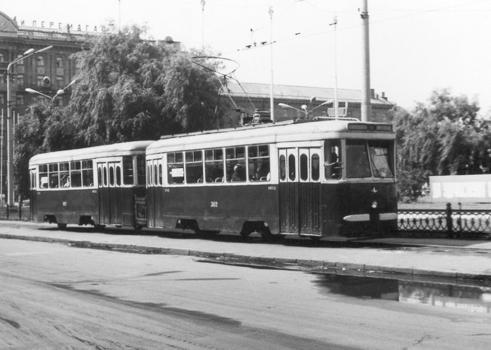 Dnyepro, KTP-2 — 662; Dnyepro, KTM-2 — 362; Dnyepro — Old photos: Tram