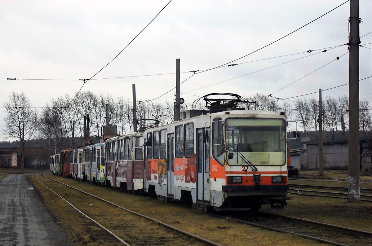 Нижний Тагил, 71-402 № 27