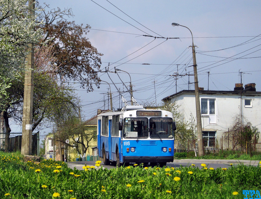 Луцк, ЗиУ-682Г [Г00] № 186