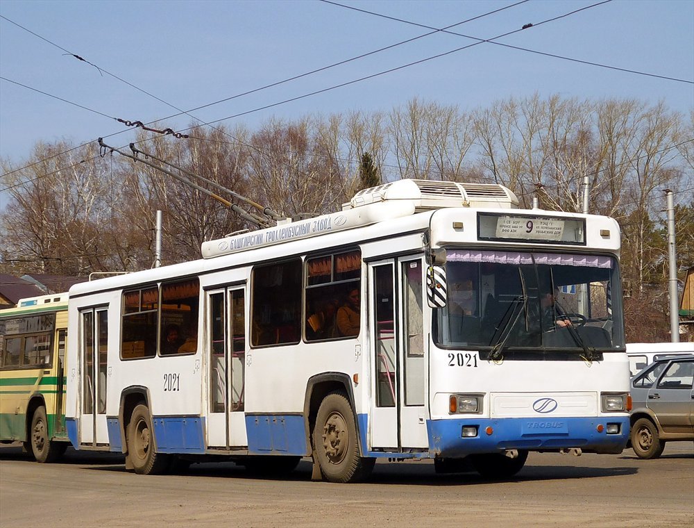 Уфа, БТЗ-52761Т № 2021
