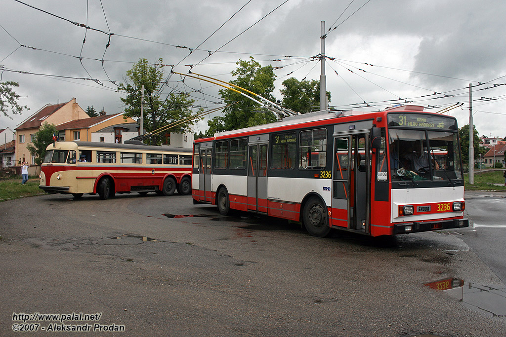 Брно, Škoda 14Tr10/6 № 3236