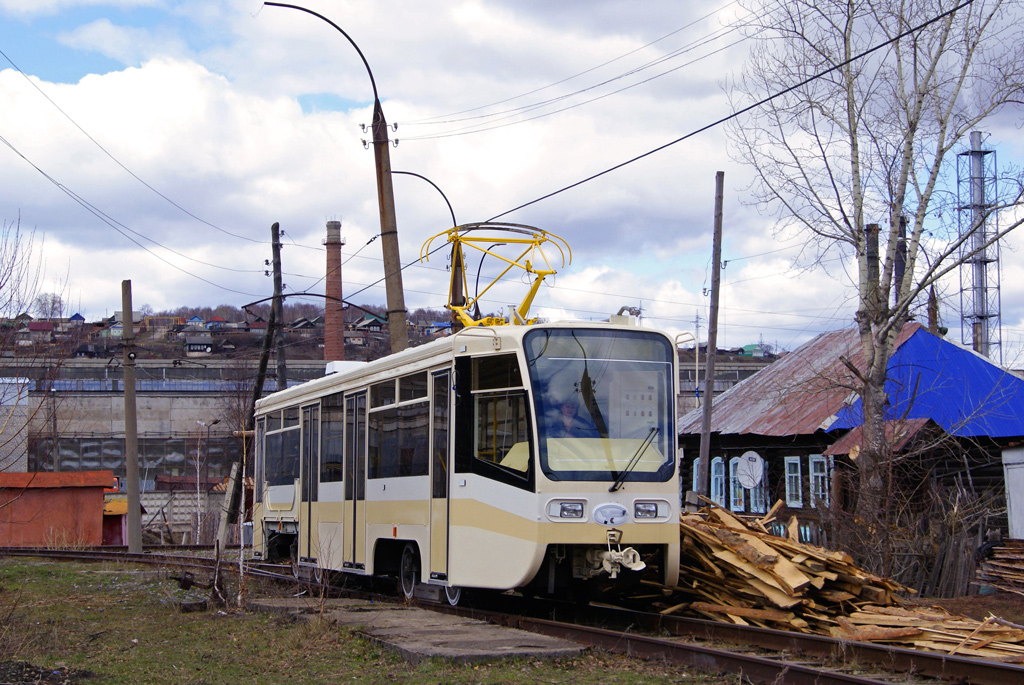 Прокопьевск, 71-619КТ № 197; Усть-Катав — Новые вагоны Прокопьевск, 71-619КТ № 197; Усть-Катав — Новые вагоны