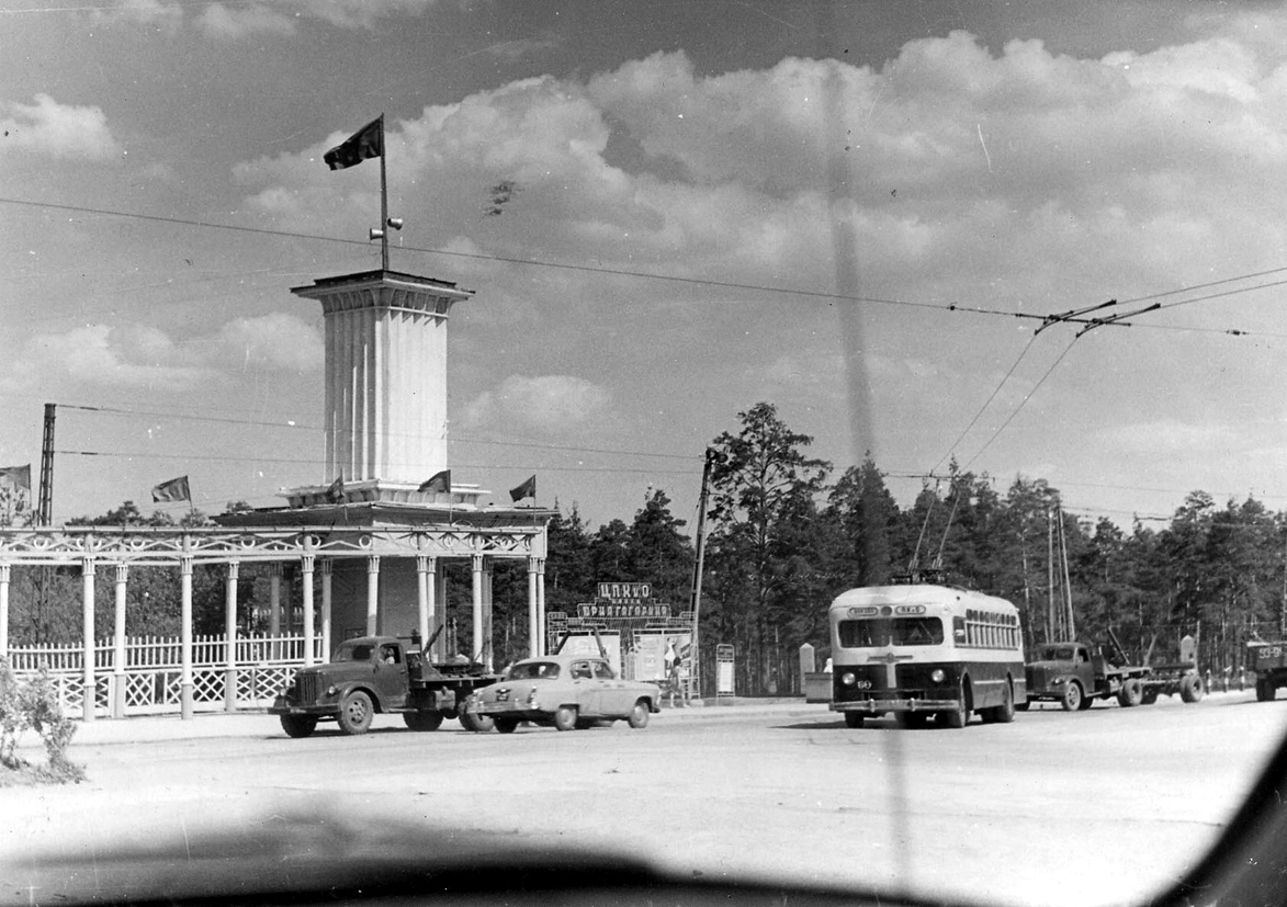 Челябинск, МТБ-82Д № 60; Челябинск — Исторические фотографии